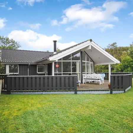Evelina - 150m To The Fjord By Interhome 펜션 *