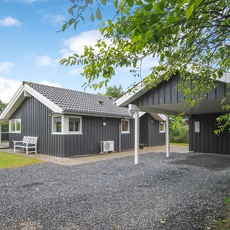 Evelina - 150m To The Fjord By Interhome Feriehus