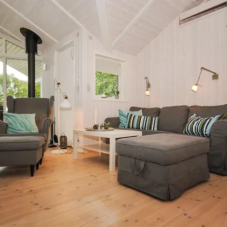 Evelina - 150m To The Fjord By Interhome * Løgsted
