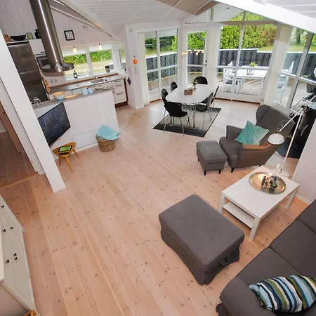 펜션 Evelina - 150m To The Fjord By Interhome