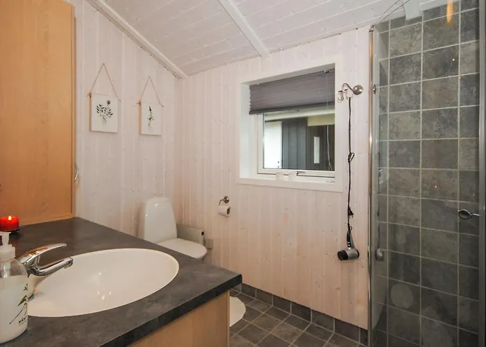 Evelina - 150m To The Fjord By Interhome Nyaraló